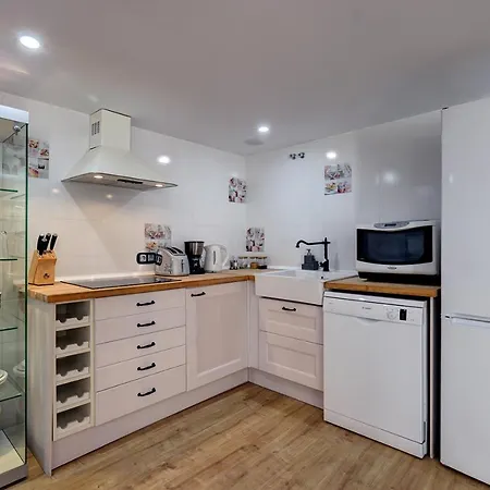 Modern Independent In Luxury Benalmádena